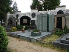 Hřbitovní architektura - 2